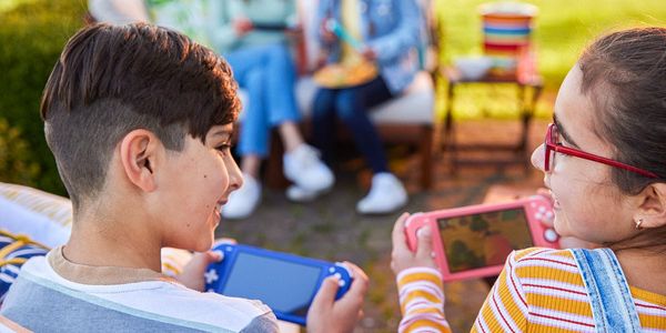 PLAY-5353-SwitchKids2021-poll02_2x1_v01.0290fa98
