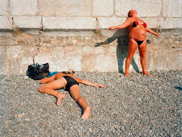 Black-Sea-Yalta-Ukraine-1995-©-Martin-Parr-_-Magnum-Photos