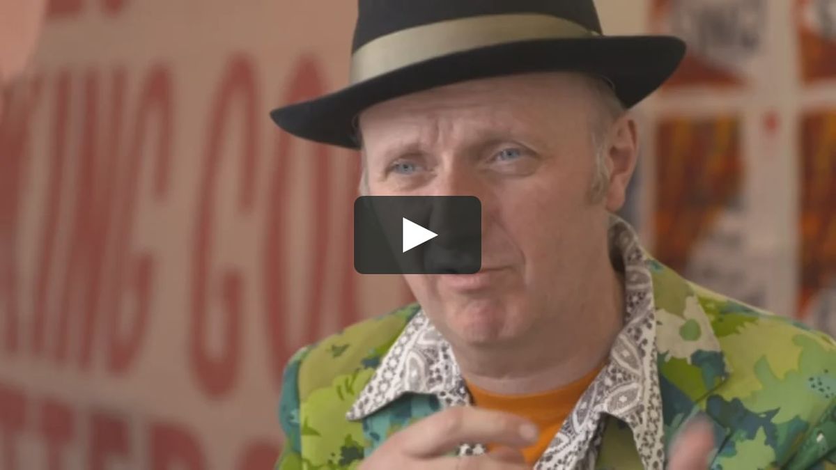 Bob and Roberta Smith Message on Vimeo