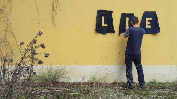 Abandoned art by Nar in Rome: 2 weeks 3 installations - UrbanLives.it