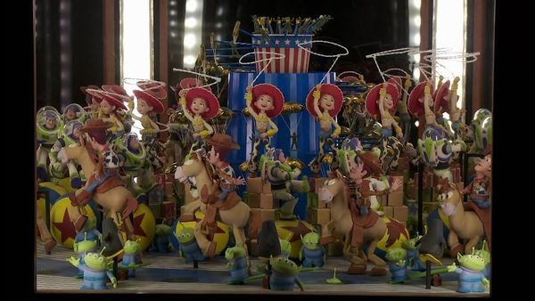 Pixar's Zoetrope - YouTube