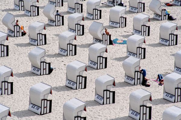 Pastel Pantone | 100+ best free pastel, building, architecture, and window photos on Unsplash