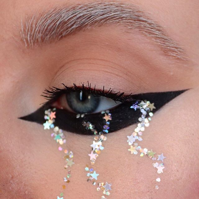 https://www.instagram.com/pinkishpiendel/