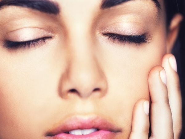 Face Slapping 101: What You Need to Know Before Slapping During Sex