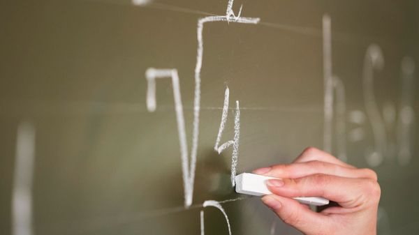 La reflexión de Terence Tao, matemático, sobre la IA: "Reduce a cero el coste de generación de i…