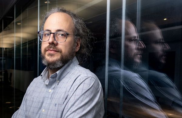 Spanish mathematician Javier Gómez Serrano and Google DeepMind team up to solve the Navier-Stokes …