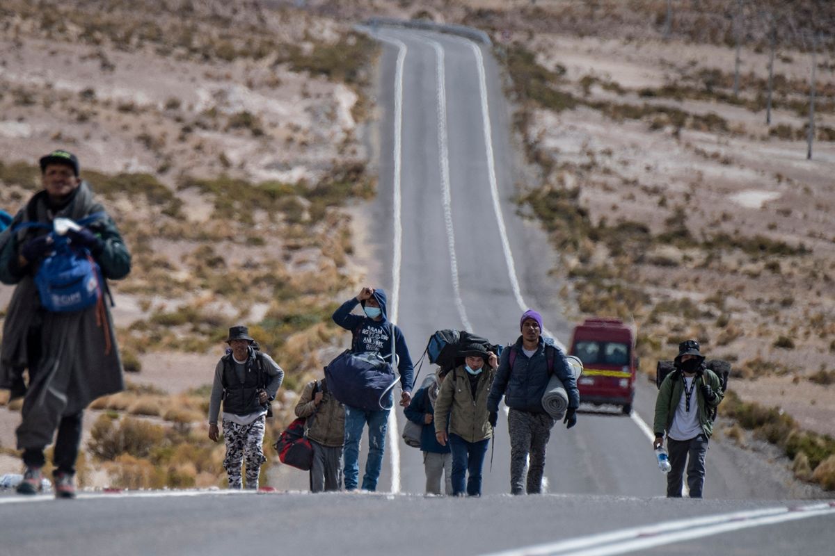 Alberto Quero the road the load