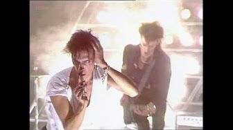 Bauhaus - Ziggy Stardust (TOTP 1982) - YouTube