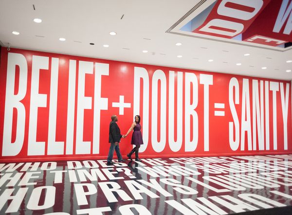 washington-dc-engagement-pictures-Hirshhorn-Museum-7