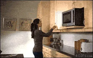 Tupperware-cupboard