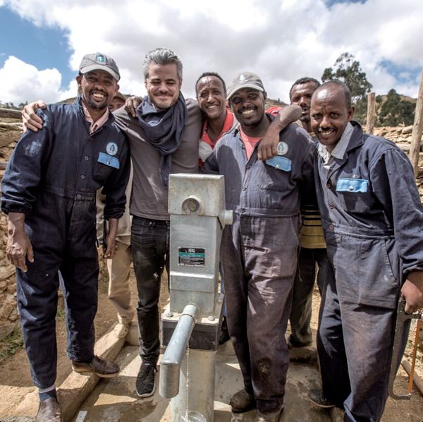 040_Harr_9781524762841_ins_r1 (3)