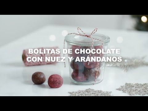 Bolitas de Chocolate con Nuez y Arándanos