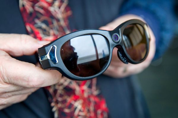 Smart Glasses, Apps, Talking Appliances: How Tech For Blind People Is Getting Better | Here & Now -…