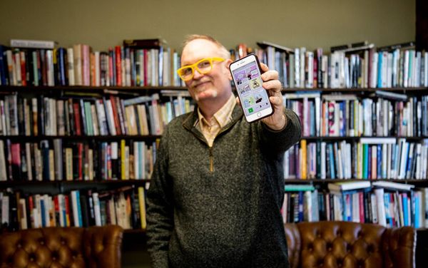 WSU professor’s app brings rich visual content to visually impaired readers - Disability Insider