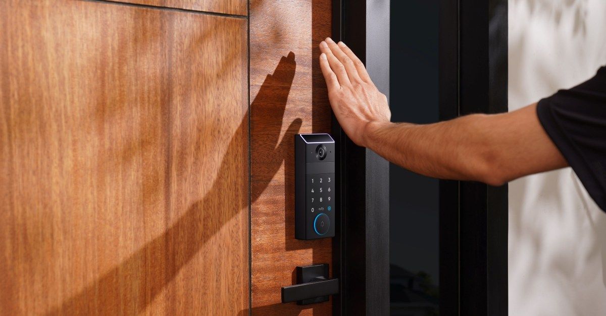 Eufy’s FamiLock S3 Max smart video lock unlocks with a wave of your hand | The Verge