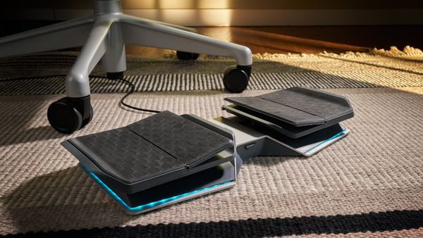Glydr - The Innovative Foot Controller for Games & VR