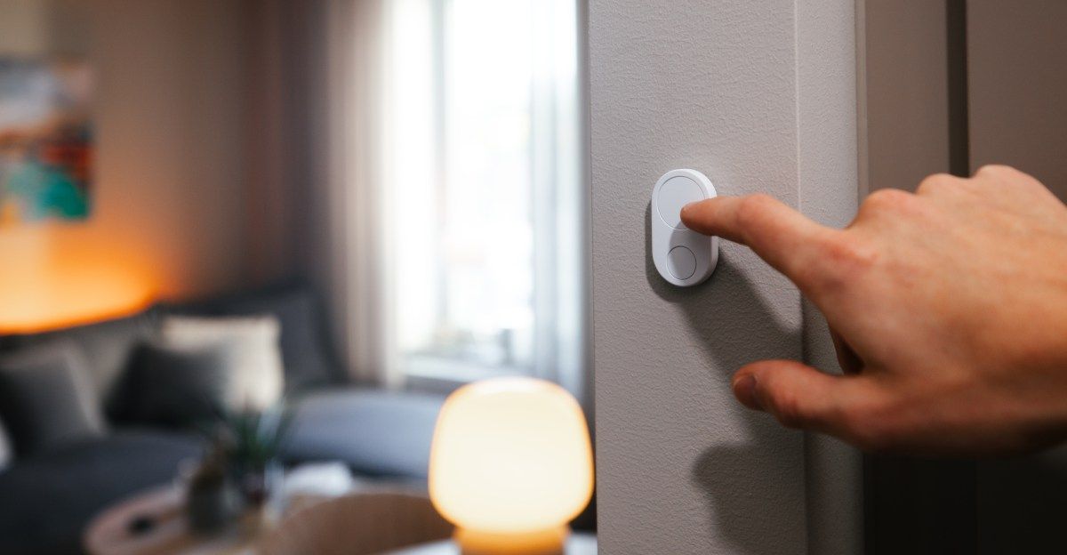 This tiny button pulls off the wall and controls your lights and music with gestures | The Verge