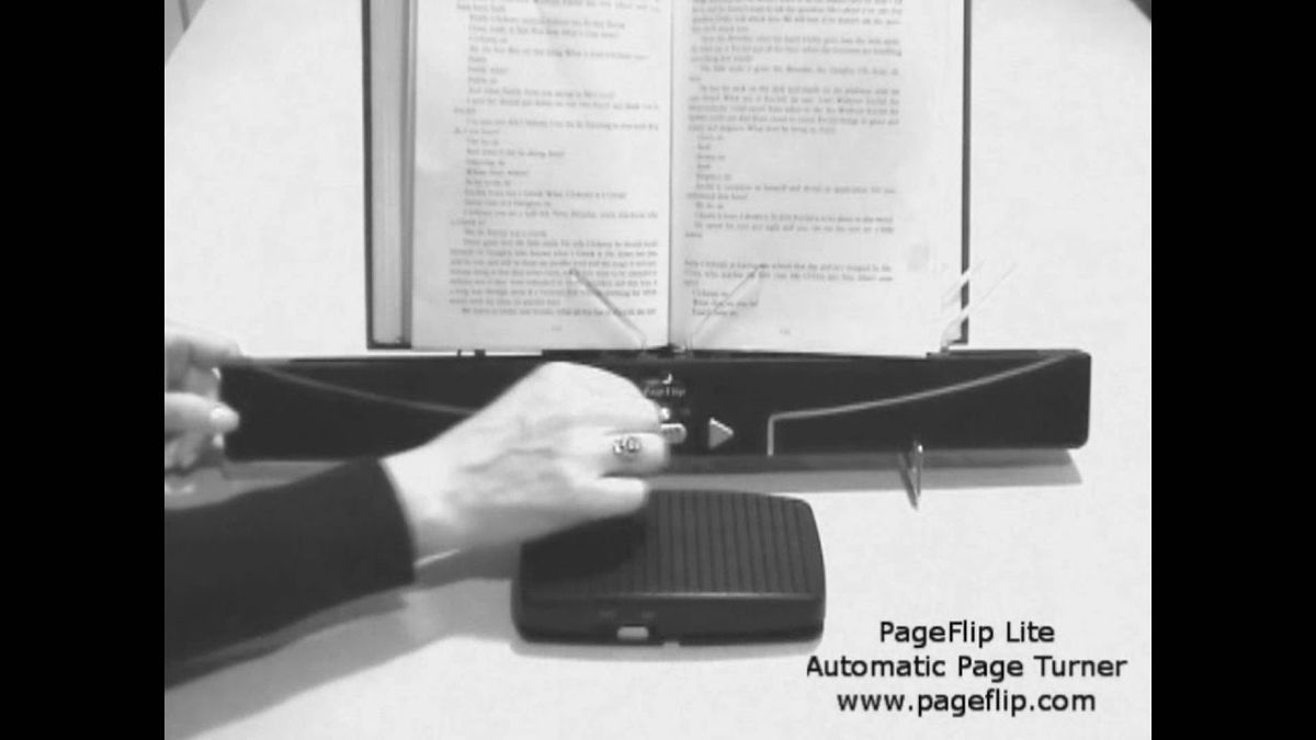 PageFlip Lite Automatic Page Turner - YouTube