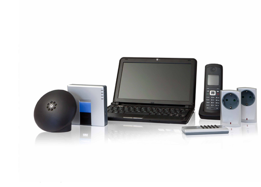 INSORS ® GMBH - ENABLING INDEPENDENCE Sprachgesteuerte Umfeldsteuerung - Easy by Voice