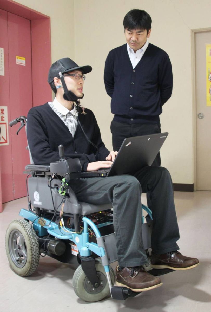 Japan researchers create more comfortable tongue-operated wheelchair | The Japan Times