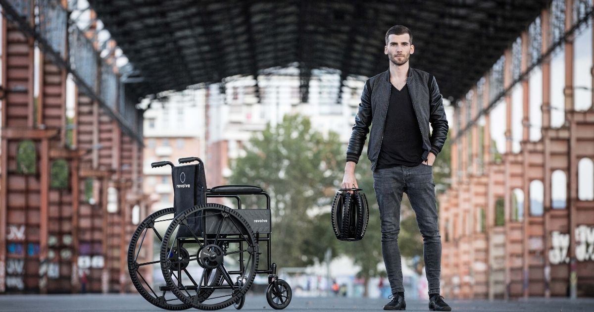 Revolve Air foldable wheelchair promises to revolutionize travel for active wheelchair users - Newz…