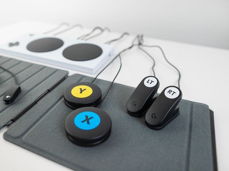 Logitech's $100 kit for the Xbox Adaptive Controller makes accessible gaming cheaper - CNET