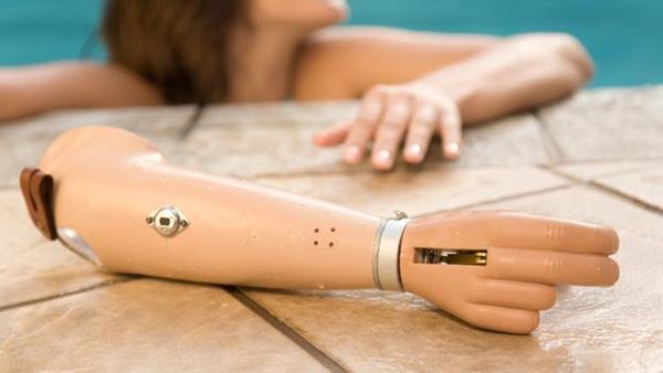 BBC - Future - The teenagers using tech to rebuild bodies