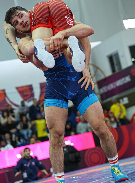 Yianni Diakomihalis
