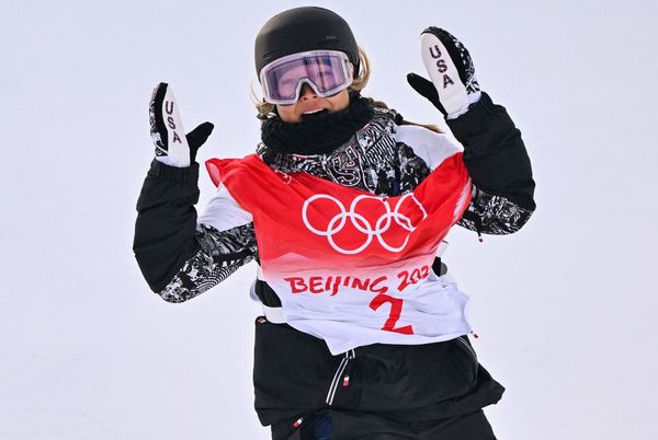 220209213917-01-olympics-021022-chloe-kim