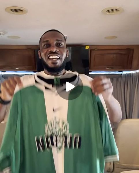 Deeds Magazine (Insta)