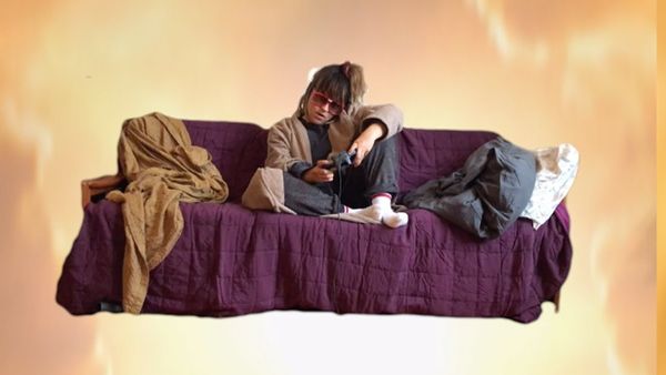 (57) GROSSSTADTGEFLÜSTER - MEINE COUCH (OFFICIAL VIDEO) - YouTube