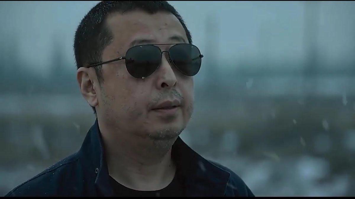 (361) jia zhangke wishes everyone happy new year - YouTube