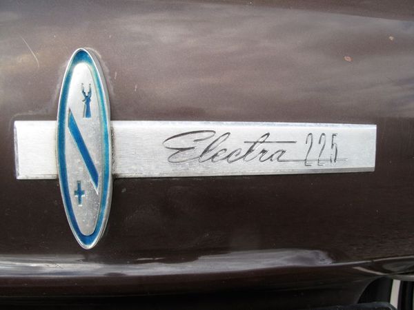 Electra 225