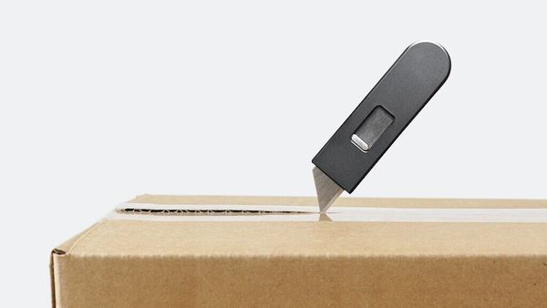 Pre-order Keen: A compact, durable, and retractable utility knife. on BackerKit