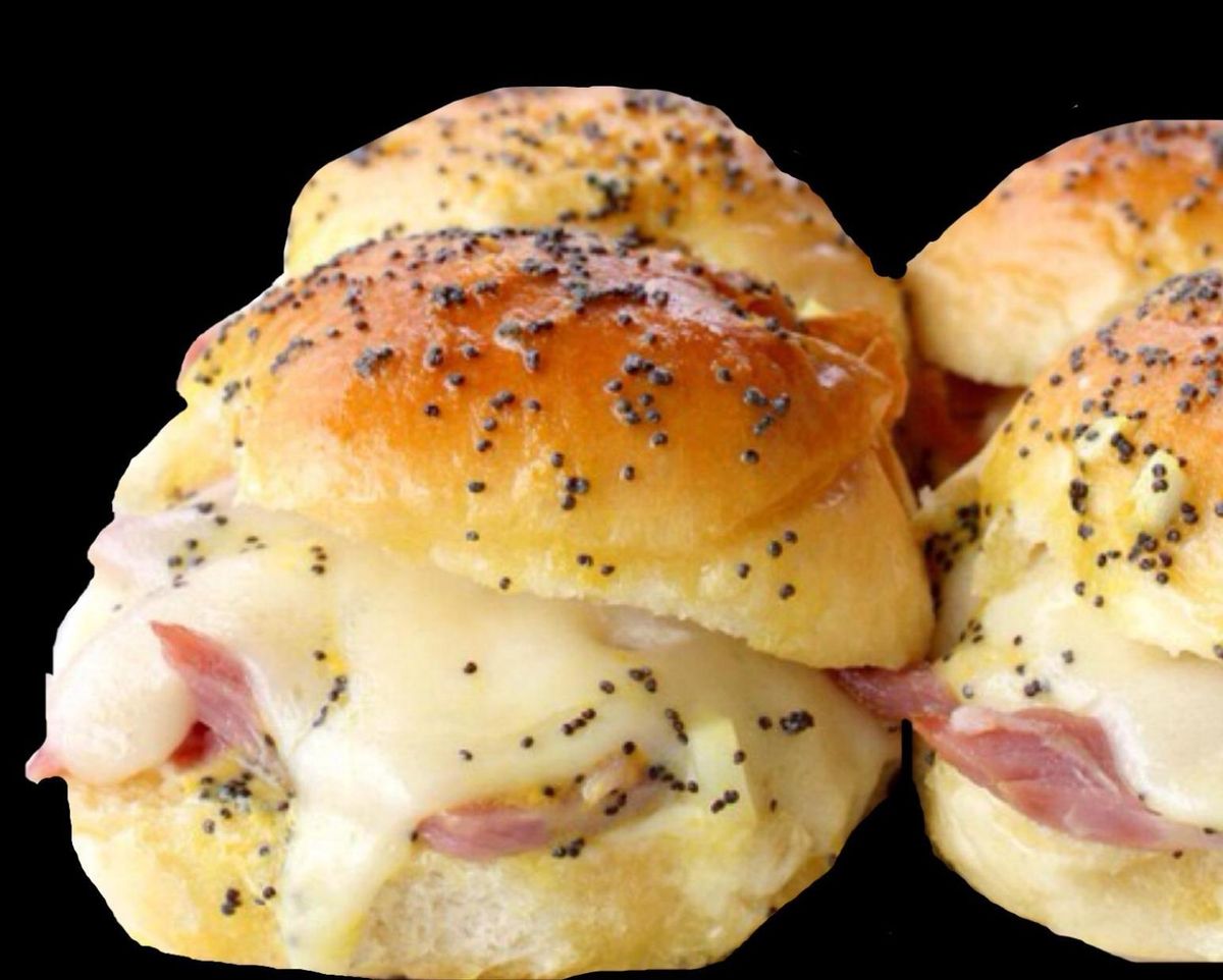 Hawaiian Roll Ham Sliders Recipe | Just A Pinch Recipes