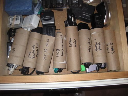 Organize electronics chargers with toilet paper rolls | lifehacks | Pinterest