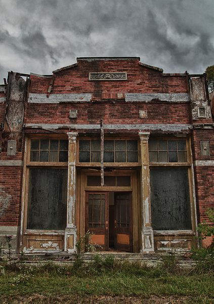 "Ghost Town. Once beautiful.  No one lives here. No one goes here." Oh if only the walls could talk!