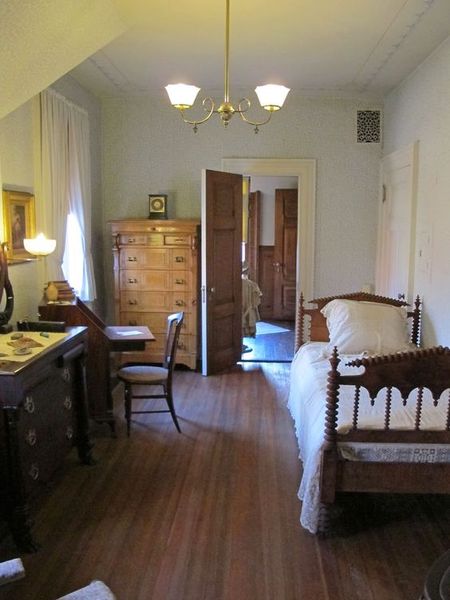 c082f3fe1852490bc8f8eb0a7f465305