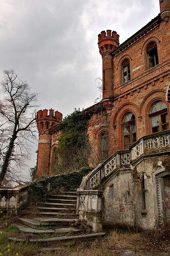Abandoned Mansion