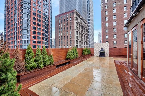 Spectacular TriBeCa Loft Combining Two Duplex Penthouses - http://freshome.com/2014/07/18/spectacul…