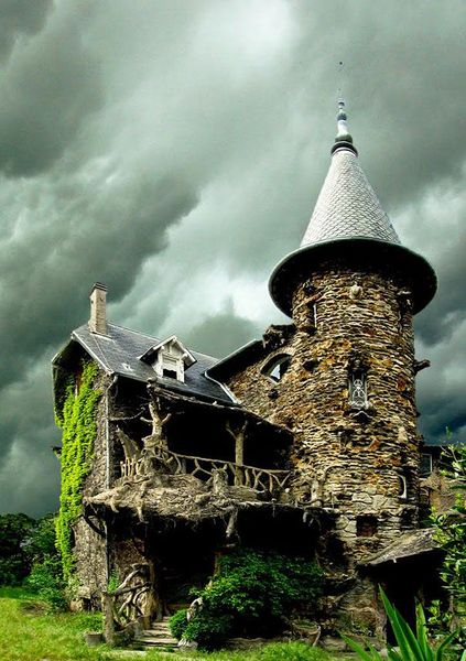 15) Maison de Sorcière Avec Ciel d’orage in France... possibly my new favorite house ever.