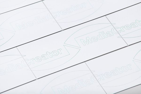 04_MediaCreator_Business_Cards_BPO