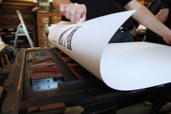 decorativebodoni-mrcup-05