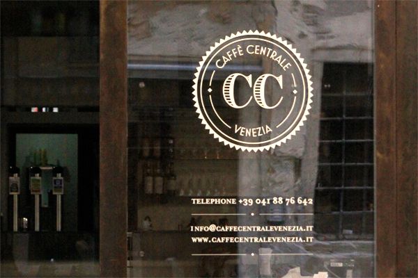 cd4082d3d854f59ed68e2d9af8c06880