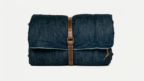 scout-seattle-field-bed-organic-selvage-denim-japanese-chambray-01-wide