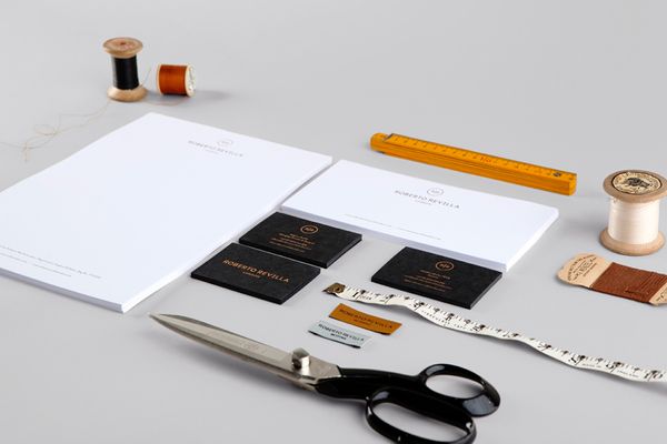 12_Roberto_Revilla_London_Copper_Foil_Stationery_by_Friends_on_BPO