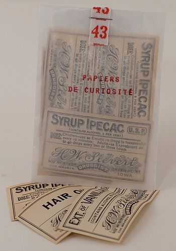 pa1653-vintage-pharmacy-assort