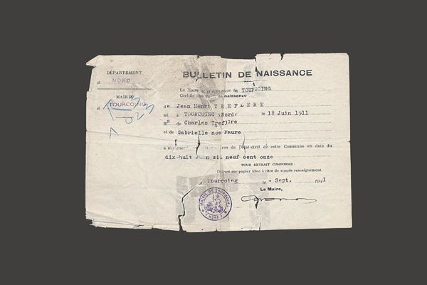 19025