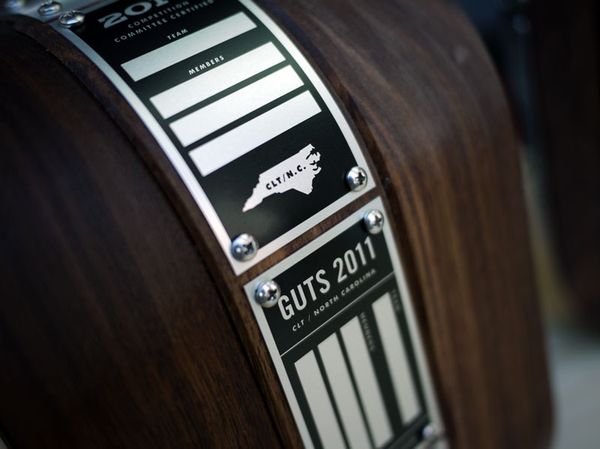 GUTS-trophy-detail