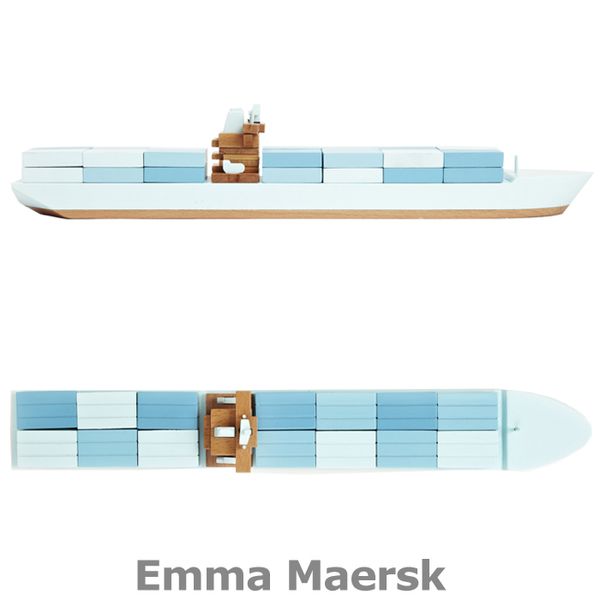 emma_maersk_blue_side